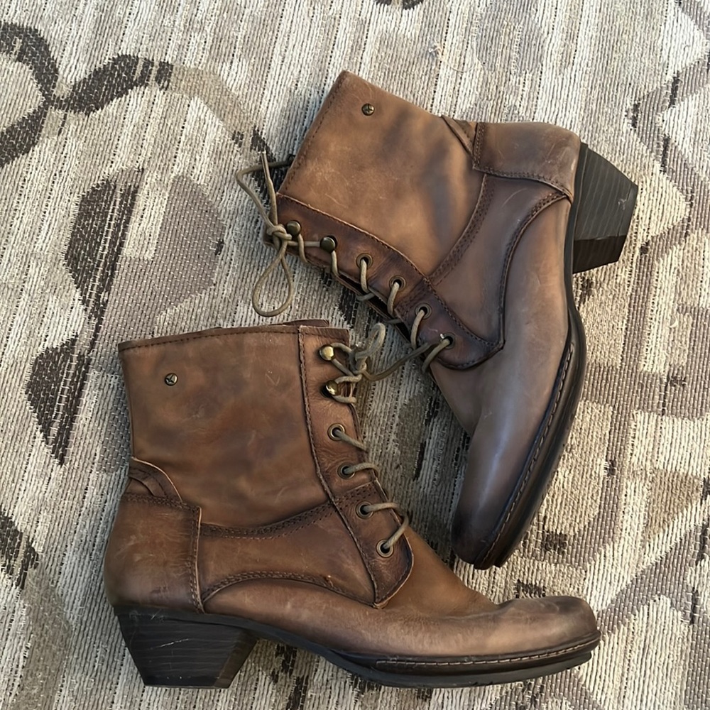 Pikolinos soft leather boots in great condition